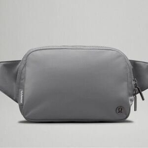 Lululemon Large Gray Everywhere Bag, NWT